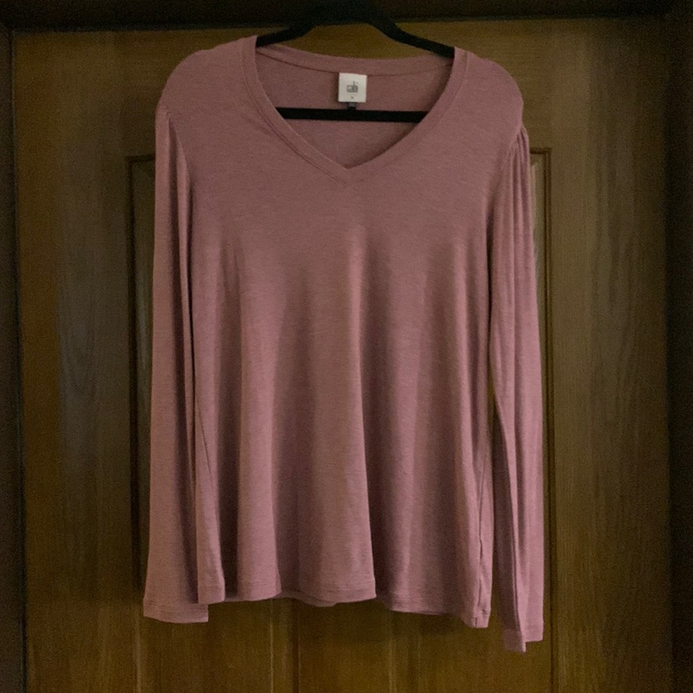 CAbi PLAY TEE #4439 SZ MEDIUM IN HEATHER ROSE